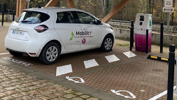 Une station de recharge à Villette